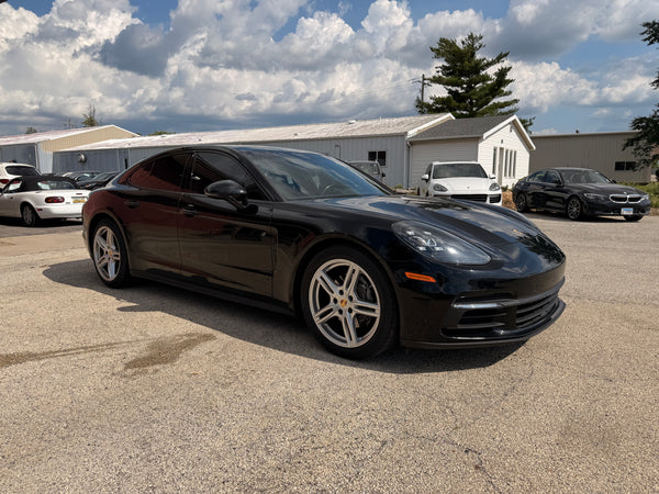 2018 Porsche Panamera 4 4D