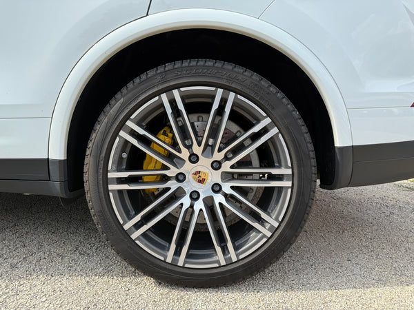 2016 Porsche Cayenne Turbo S 4D SUV