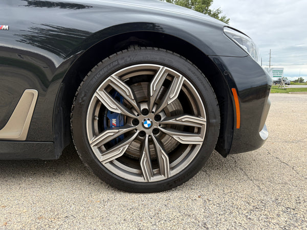 2018 BMW M760 xDrive 4D Sedan