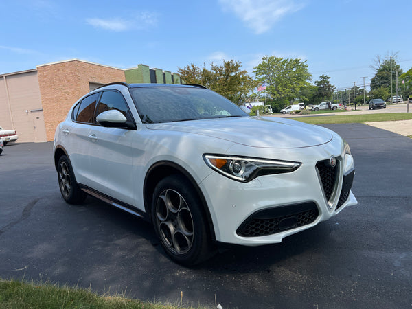 2022 Alfa Romeo Stelvio Ti 4D SUV