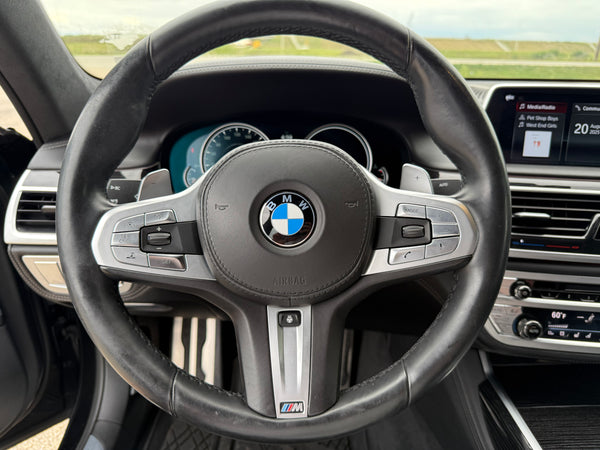 2018 BMW M760 xDrive 4D Sedan