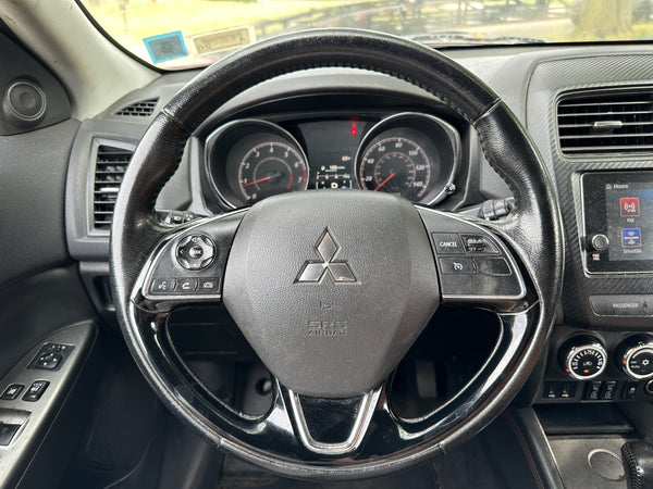 2018 Mitsubishi Outlander Sport 2.4 SE 4D SUV