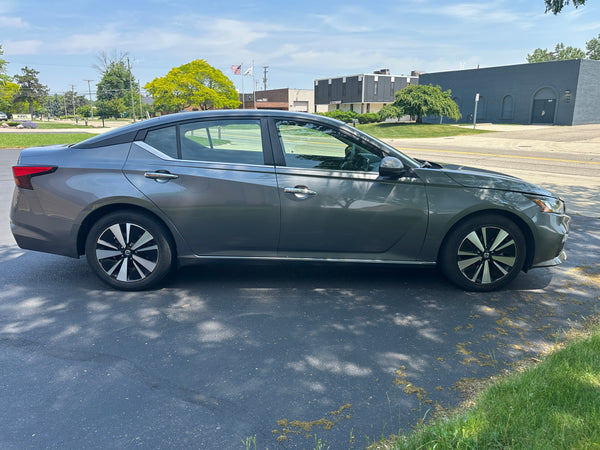 2022 Nissan Altima SV 4D Sedan