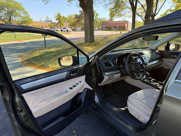 2019 Subaru Outback 2.5i Premium 4D Wagon
