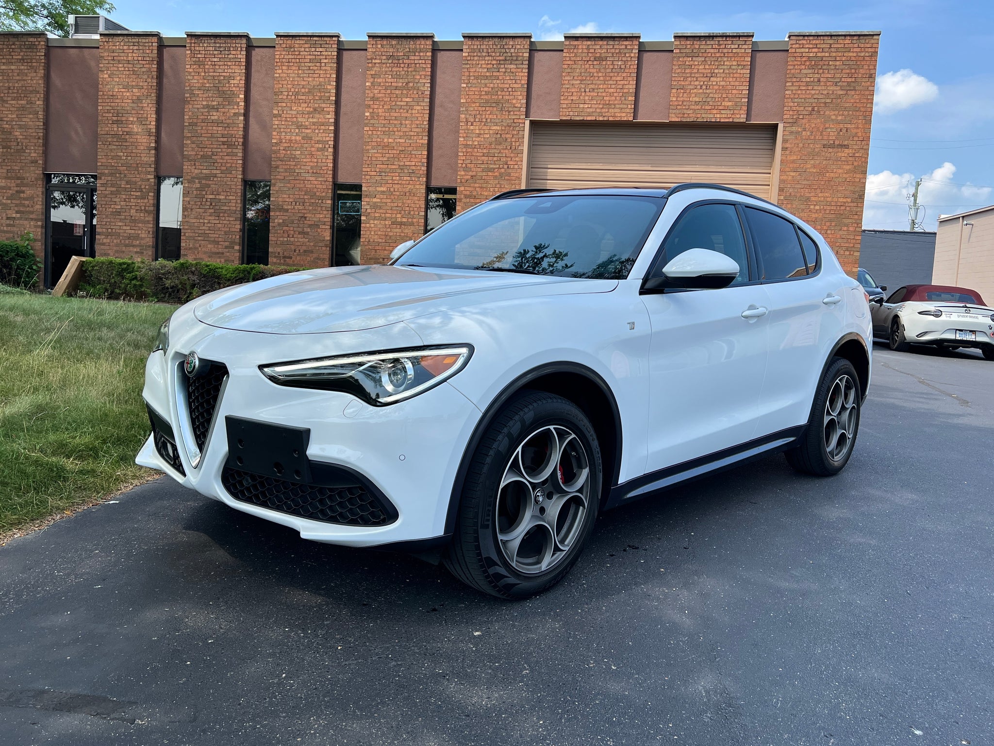 2022 Alfa Romeo Stelvio Ti 4D SUV