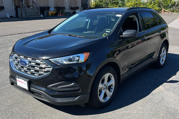 2021 Ford Edge SE 4D SUV