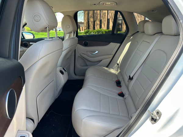2021 Mercedes-Benz GLC 300 4MATIC 4D SUV