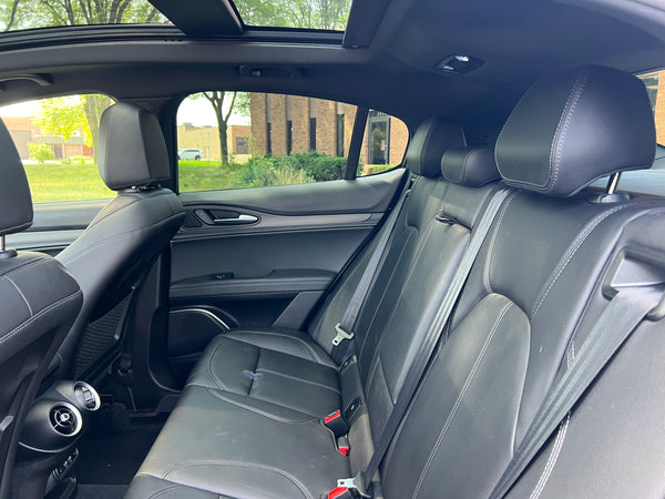 2022 Alfa Romeo Stelvio Ti 4D SUV