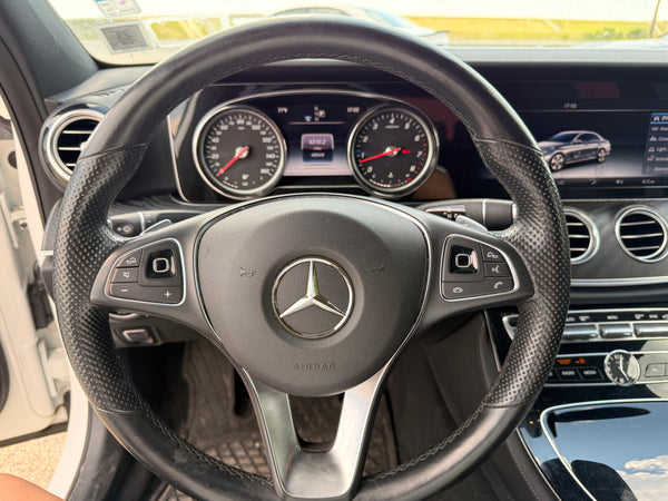 2017 Mercedes-Benz E300 4MATIC 4D Sedan
