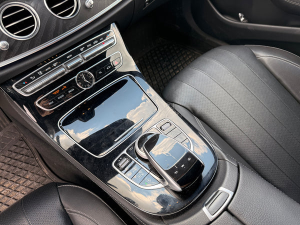 2017 Mercedes-Benz E300 4MATIC 4D Sedan