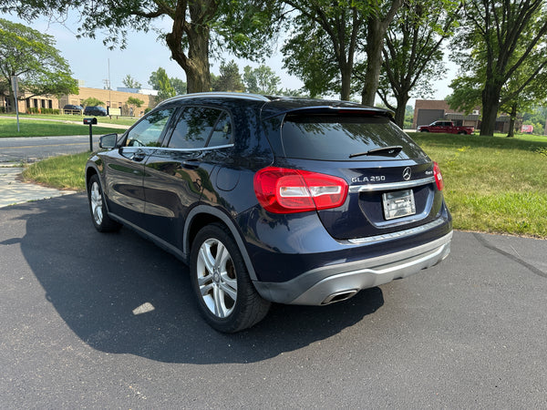 2018 Mercedes-Benz GLA 250 4MATIC 4D SUV