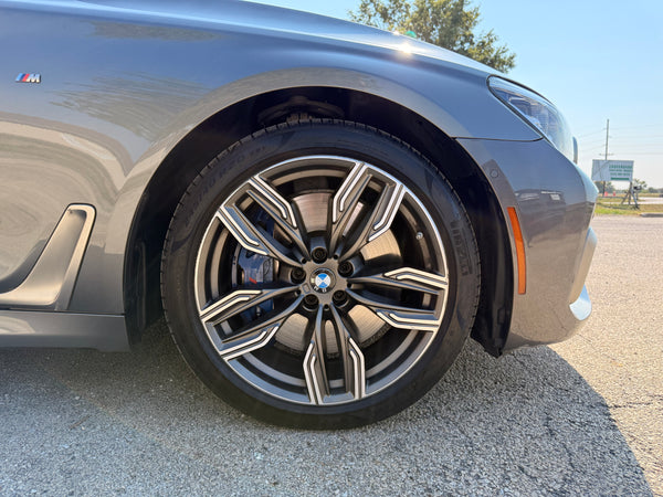 2017 BMW M760 xDrive 4D Sedan
