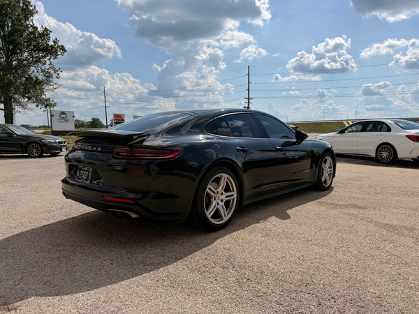 2018 Porsche Panamera 4 4D