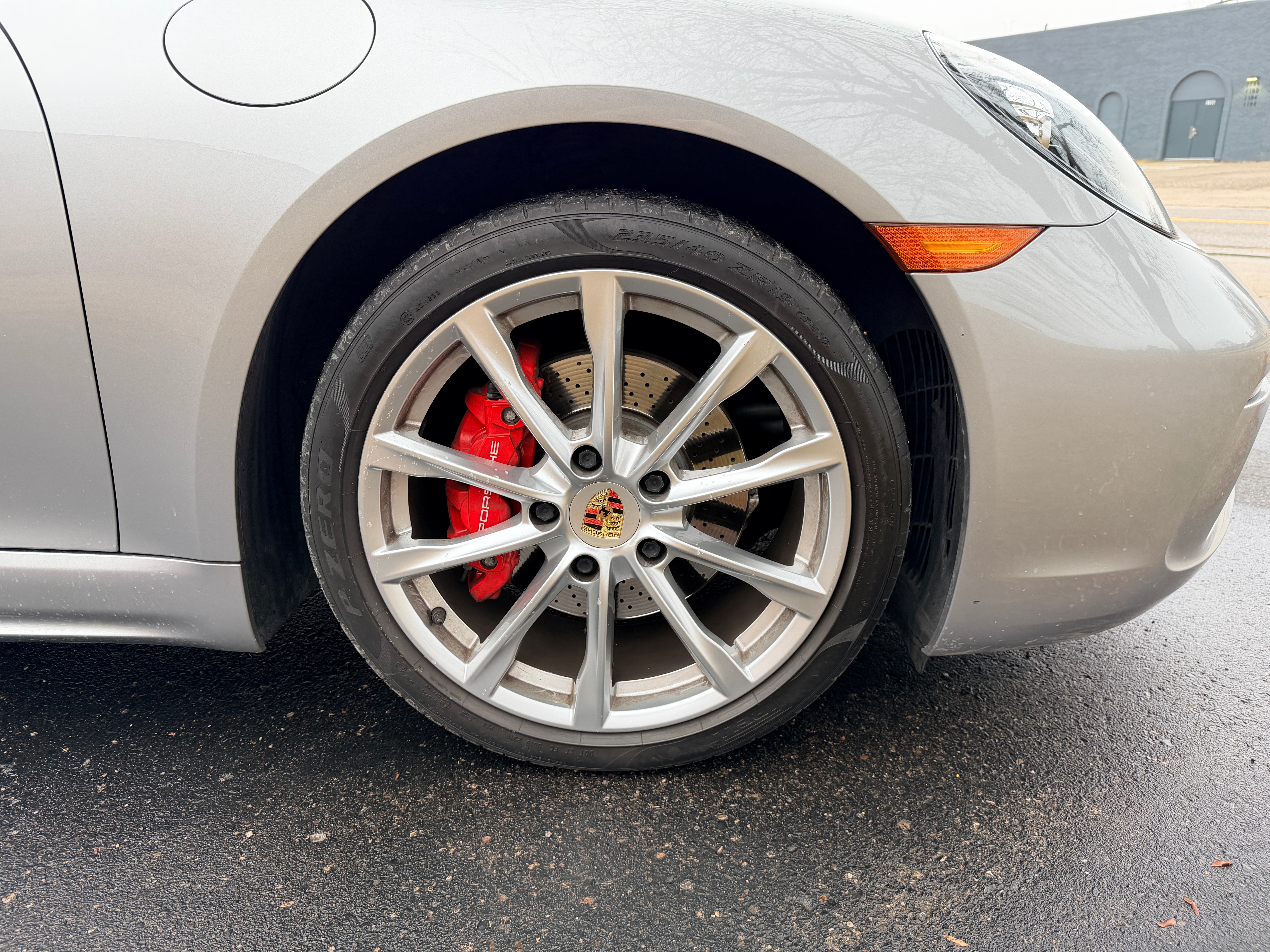 2019 Porsche 718 Boxster S Roadster 2D