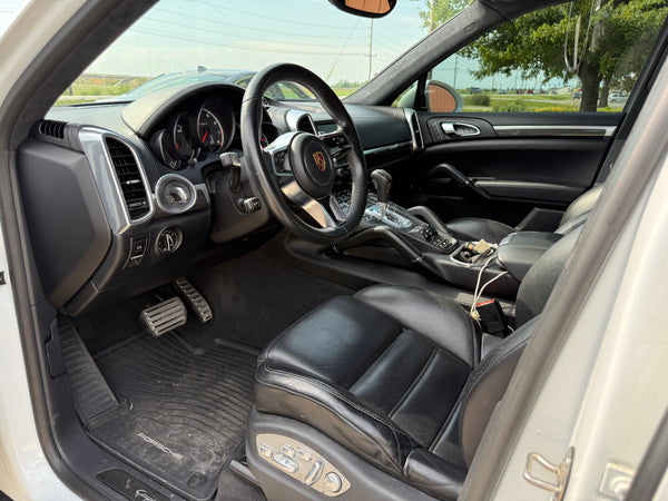 2016 Porsche Cayenne Turbo S 4D SUV
