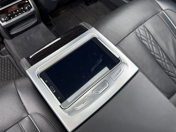 2018 BMW M760 xDrive 4D Sedan