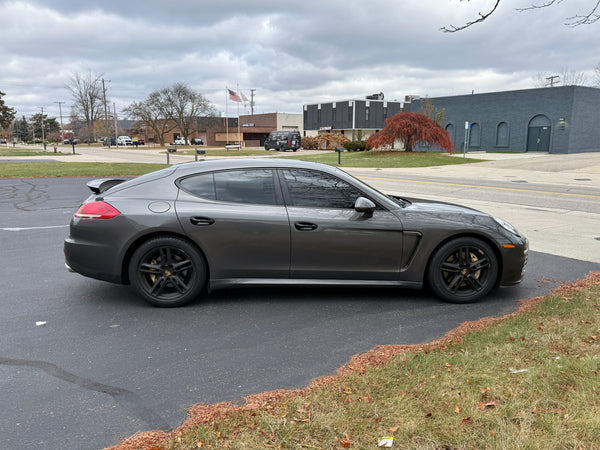 2016 Porsche Panamera 4D Hatchback