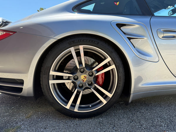 2010 Porsche 911 Turbo 2D