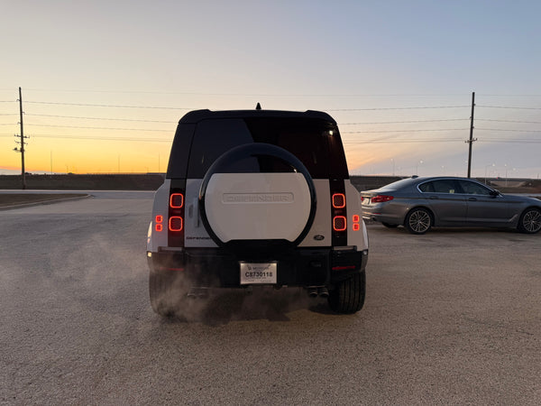 2023 Land Rover Defender 90 V8 2D SUV