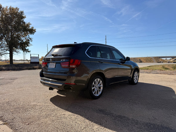 2015 BMW X5 50i xDrive 4D SUV