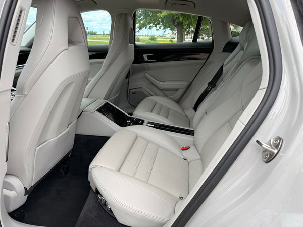 2018 Porsche Panamera 4S 4D