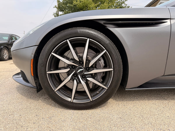 2017 Aston Martin DB11 V12 2D Coupe
