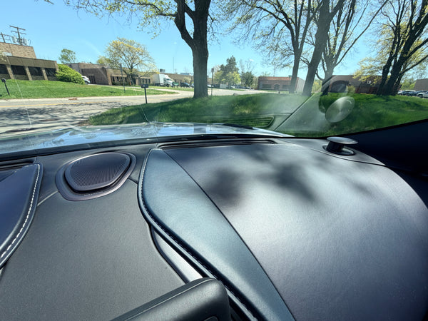 2018 Aston Martin DB11 V12 2D Coupe