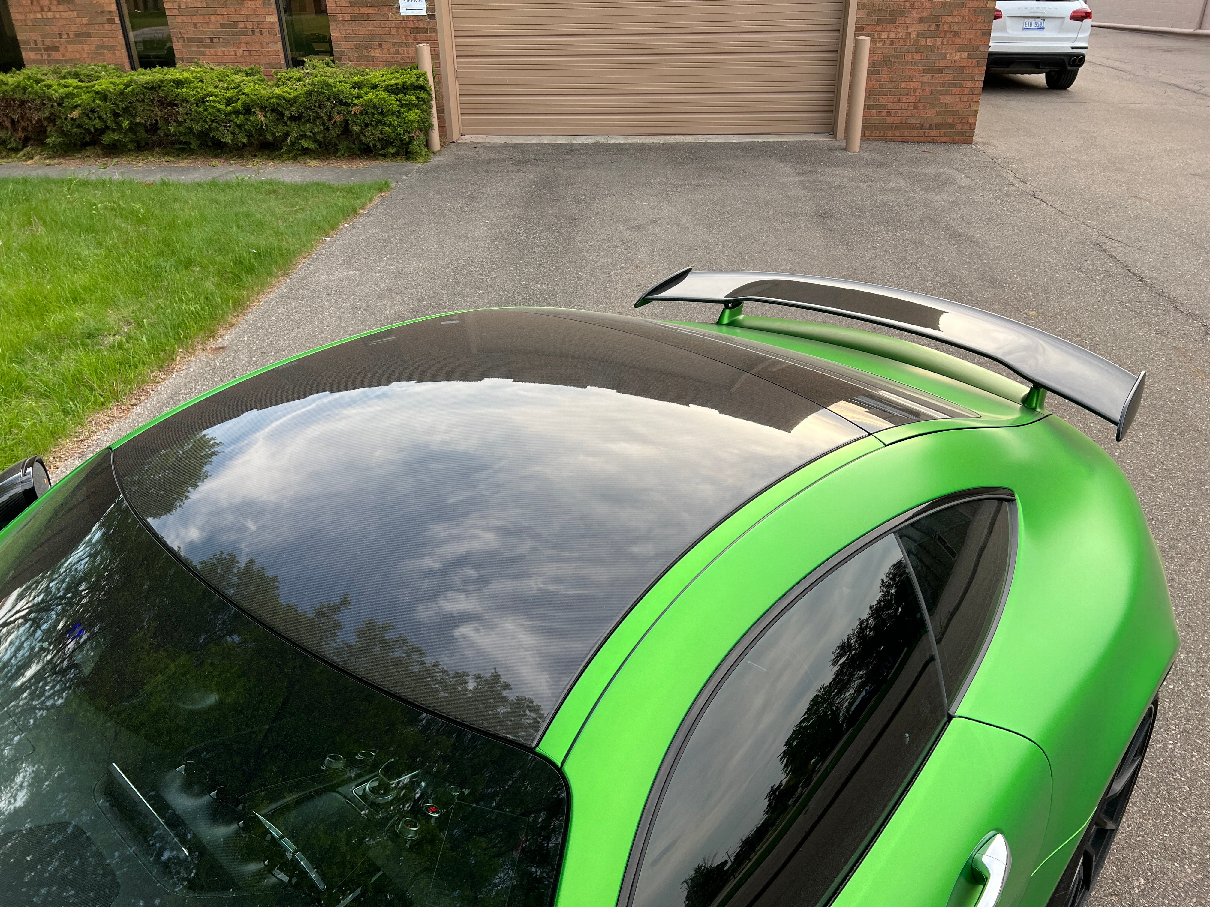 2018 Mercedes-Benz AMG GT R 2D Coupe
