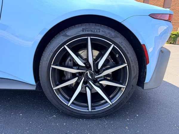 2020 Aston Martin Vantage 2D Coupe