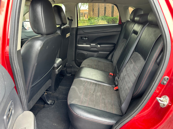 2018 Mitsubishi Outlander Sport 2.4 SE 4D SUV