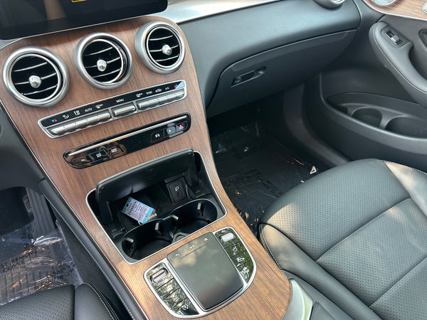 2021 Mercedes-Benz GLC 300 4MATIC 4D SUV