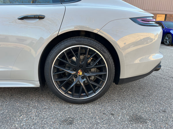 2018 Porsche Panamera 4S 4D Hatchback
