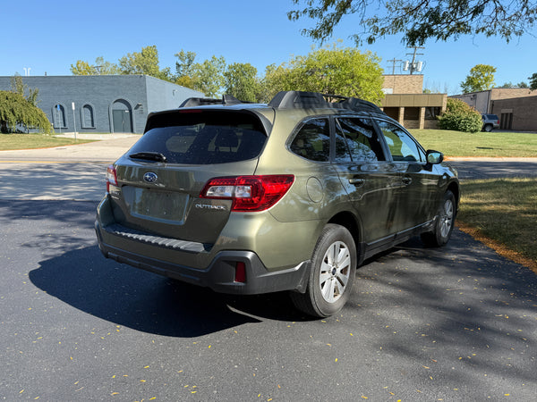2019 Subaru Outback 2.5i Premium 4D Wagon