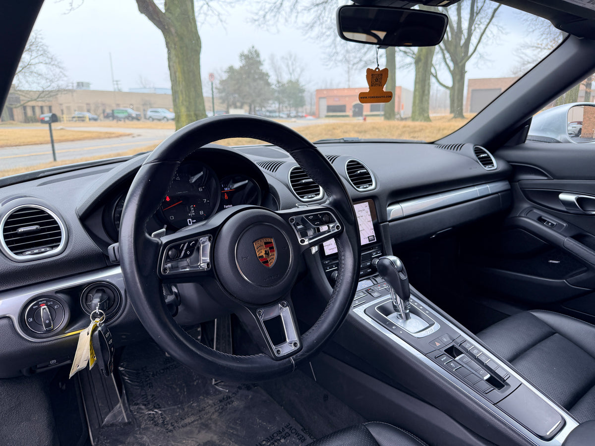 2019 Porsche 718 Boxster S Roadster 2D