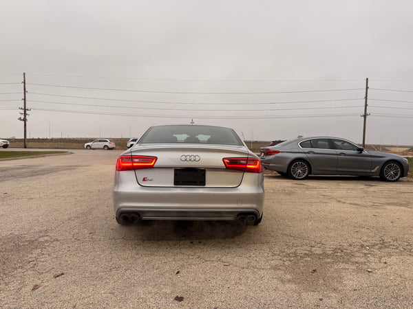 2014 Audi S6 4.0T Quattro 2D Coupe