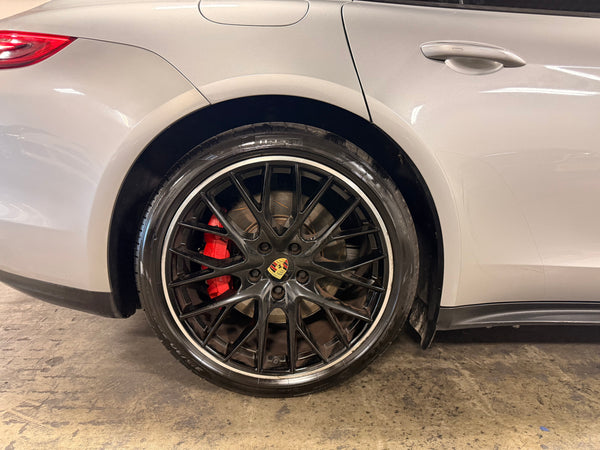 2018 Porsche Panamera Turbo Sport Turismo 4D