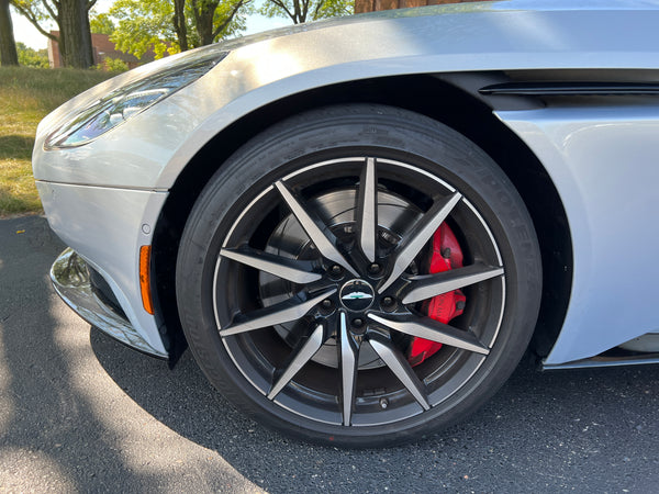 2018 Aston Martin DB11 V8 2D Coupe