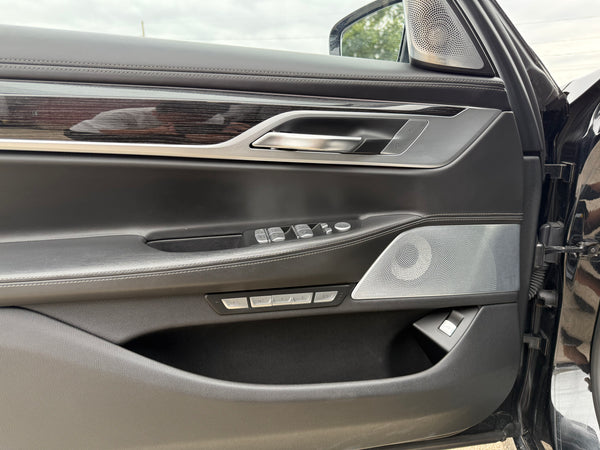 2018 BMW M760 xDrive 4D Sedan