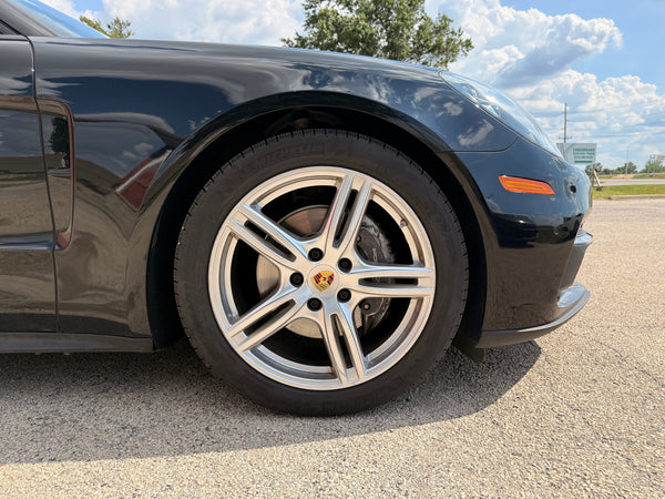 2018 Porsche Panamera 4 4D