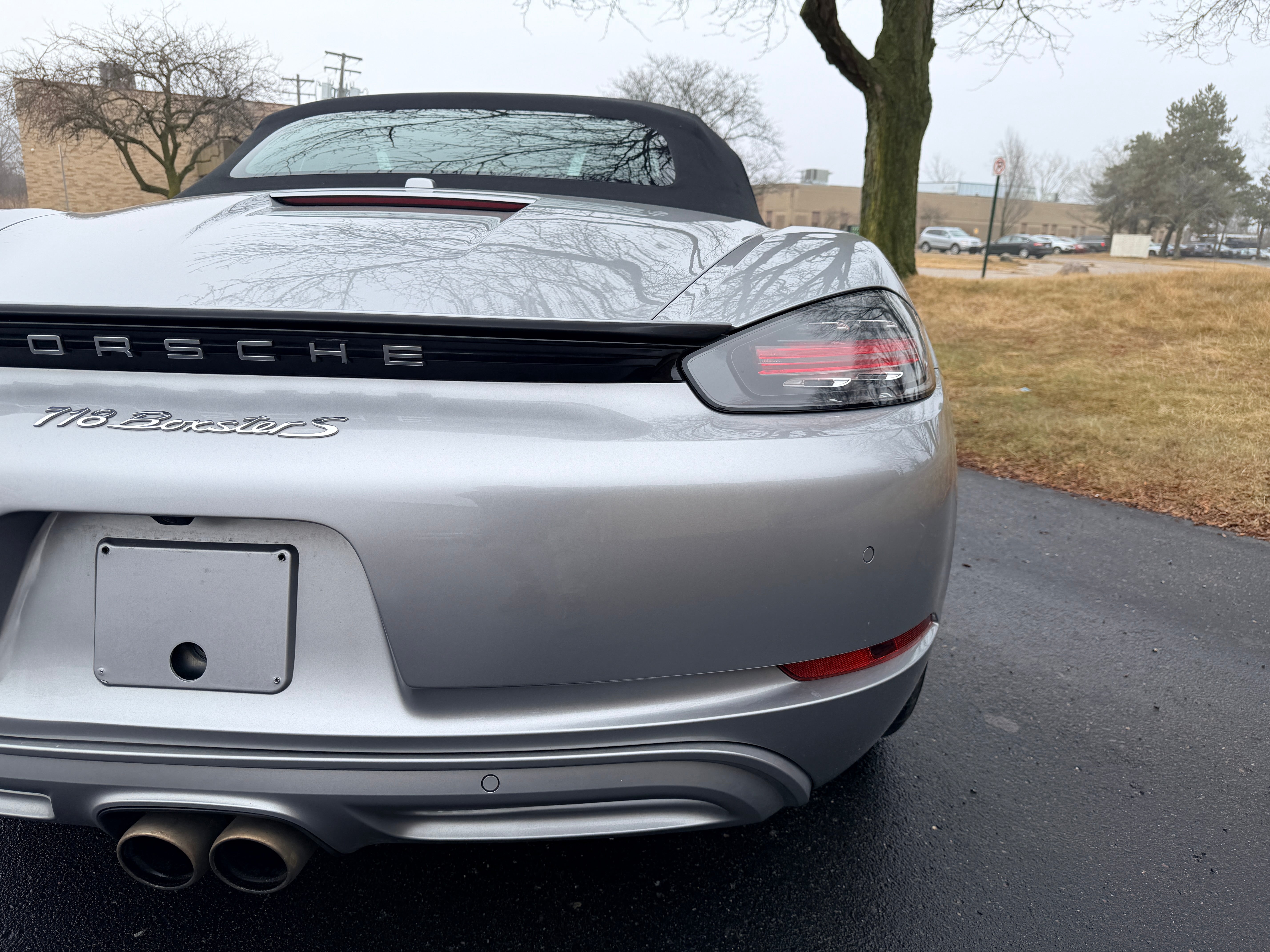 2019 Porsche 718 Boxster S Roadster 2D