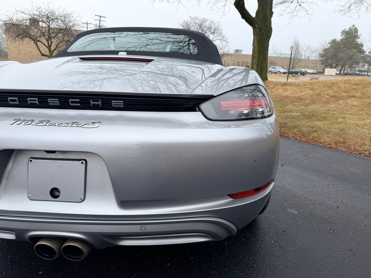 2019 Porsche 718 Boxster S Roadster 2D