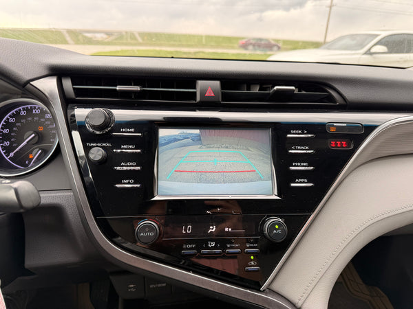 2018 Toyota Camry SE 4D Sedan