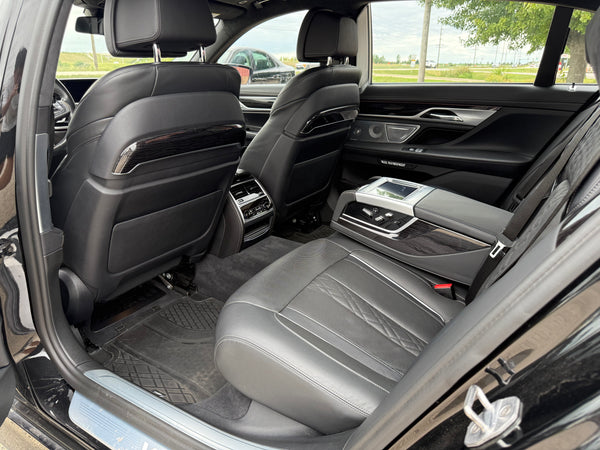 2018 BMW M760 xDrive 4D Sedan
