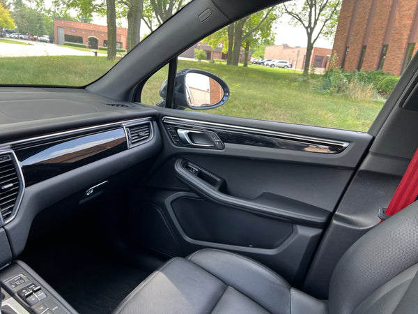 2018 Porsche Macan 4D SUV