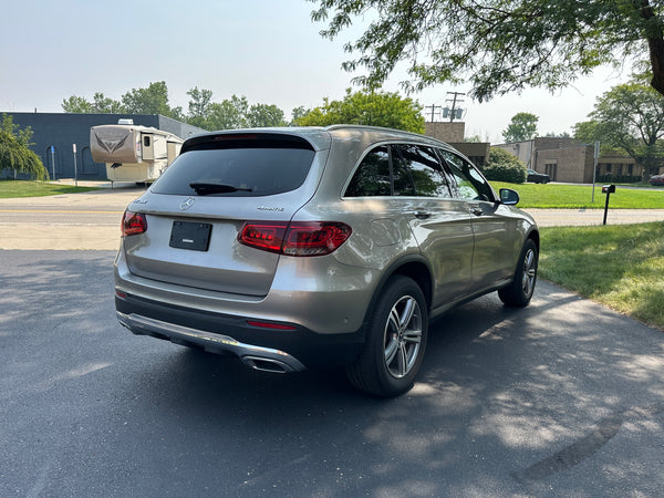 2021 Mercedes-Benz GLC 300 4MATIC 4D SUV