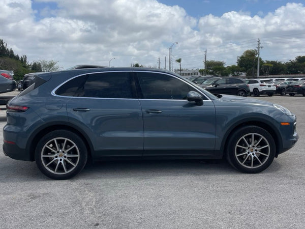 2019 Porsche Cayenne 4D SUV