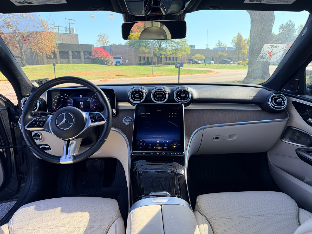 2022 Mercedes-Benz C300 4MATIC 4D Sedan