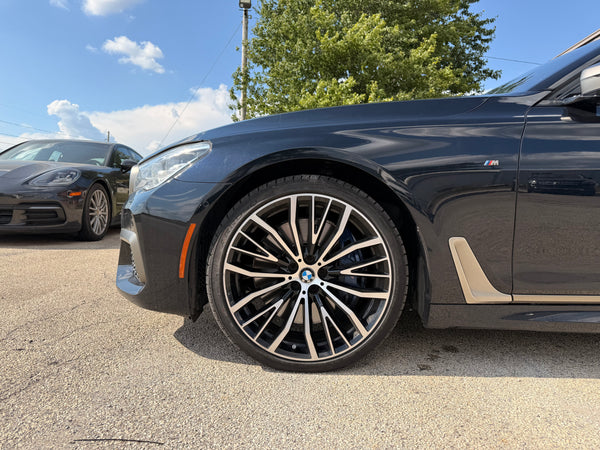 20180BMW M760 xDrive 4D Sedan