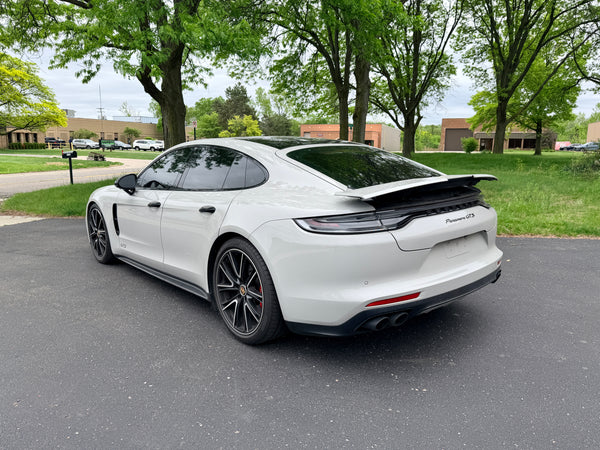 2022 Porsche Panamera GTS 4D Hatchback