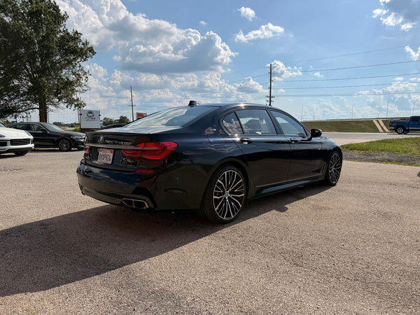 20180BMW M760 xDrive 4D Sedan